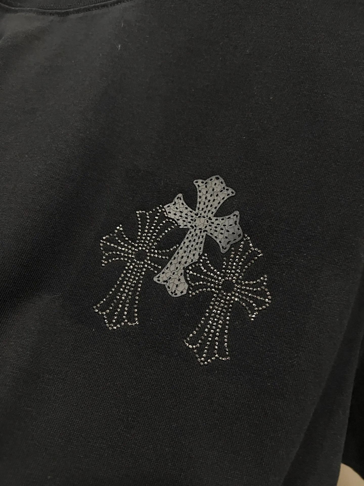 🅿️190 CH Crowe 2025 autumn and winter new short-sleeved T-shirt, cross foam technology + Middle Eastern Australian diamond design technology, the real thing is great🔥Same style for men and women, loose version, size S M L XL XXL five sizes black white